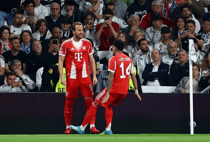 开云-振奋的2-1！拜仁25年后再攻陷伯纳乌 终结对皇马8场不胜 4强稳了|哈里·凯恩|欧冠|客场|圣地亚哥-伯纳乌足球场|皇家马德里_新浪体育_新浪新闻